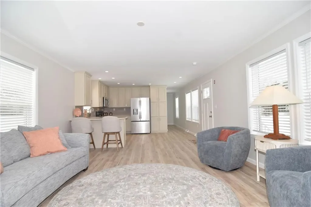 18 Comfort Lane South Kingstown RI 02879