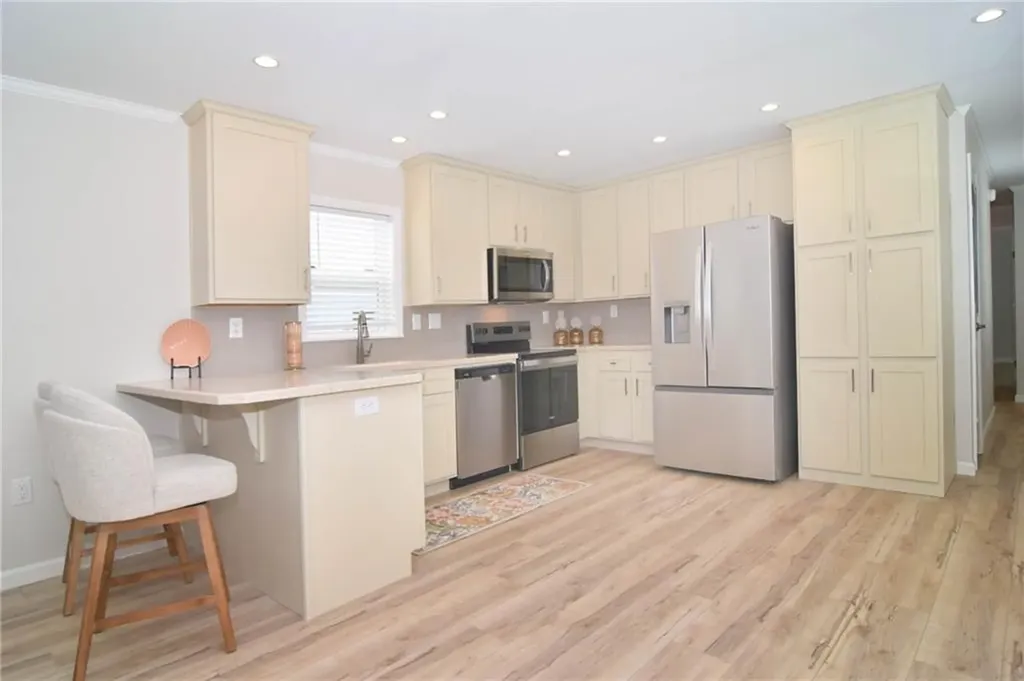 18 Comfort Lane South Kingstown RI 02879