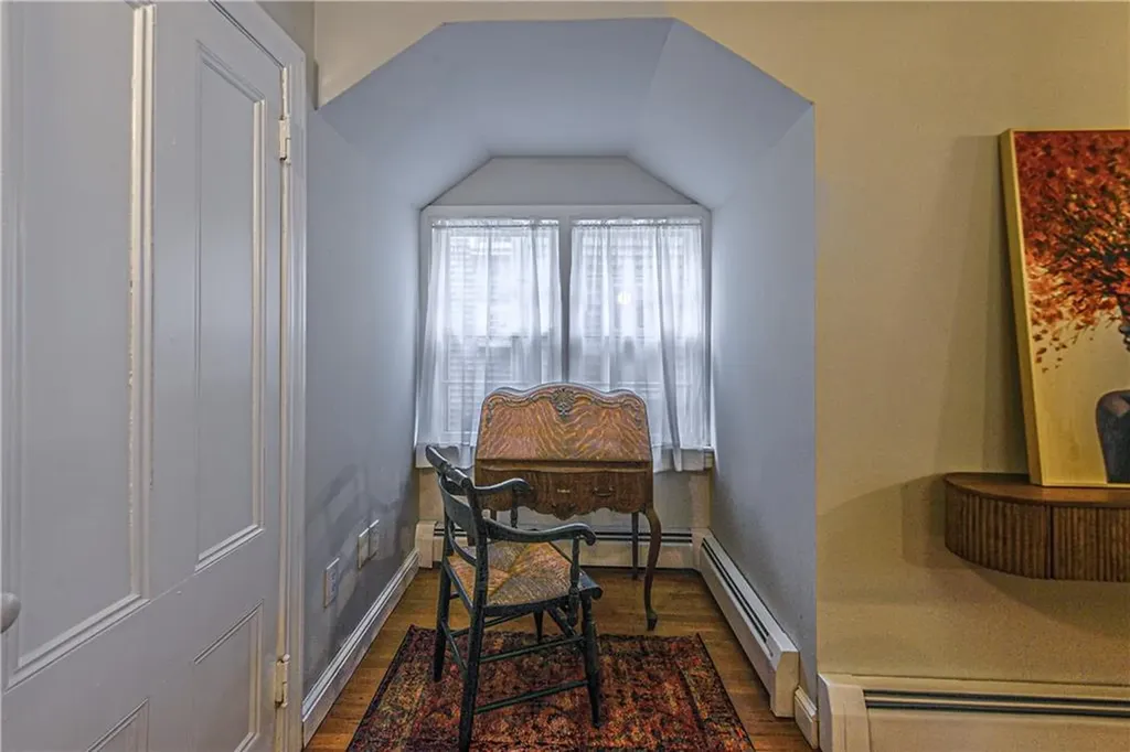 7 Mount Vernon Street Newport RI 02840