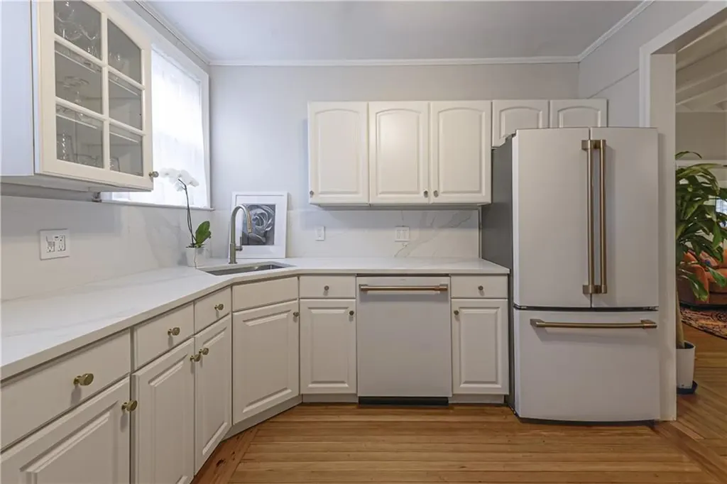 7 Mount Vernon Street Newport RI 02840