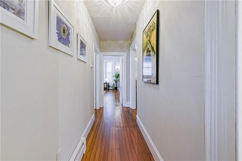 7 Mount Vernon Street Newport RI 02840