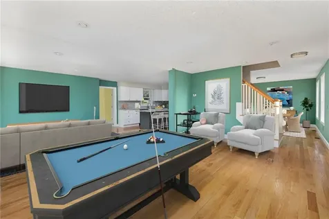 311 Capron Farm Drive Warwick RI 02886