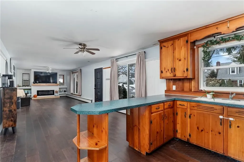 42 Woodland Drive West Warwick RI 02893