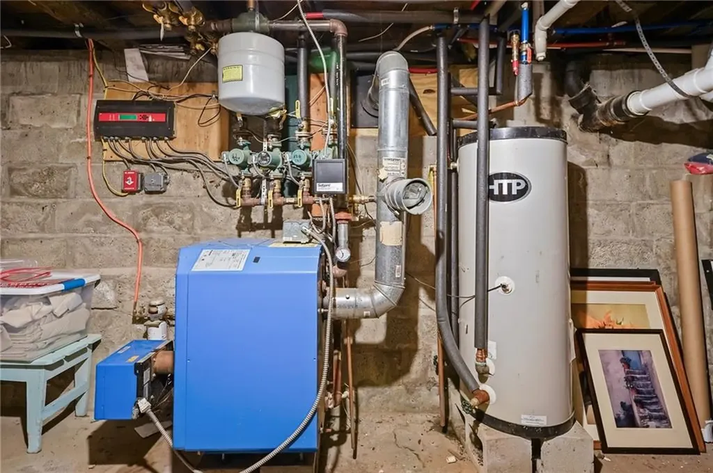 78 Gervais Street Coventry RI 02816