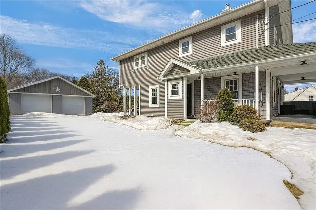 78 Gervais Street Coventry RI 02816