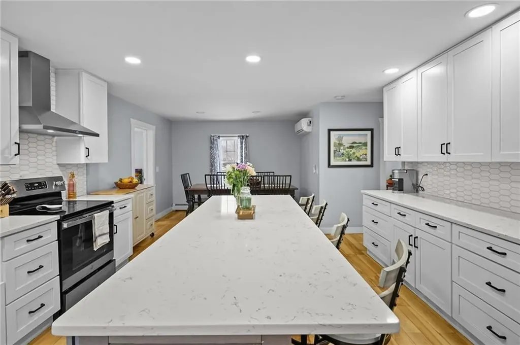 78 Gervais Street Coventry RI 02816