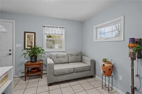 78 Gervais Street Coventry RI 02816