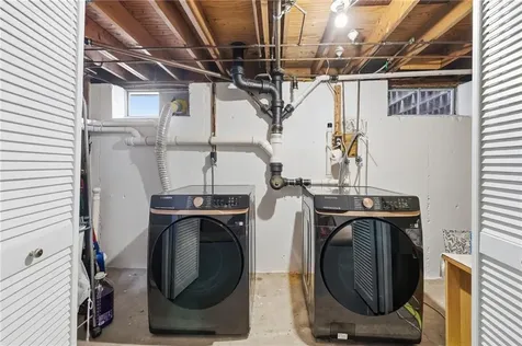 173 Hopkins Hill Road Coventry RI 02816