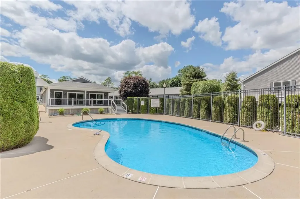 200 Post Road Warwick RI 02888
