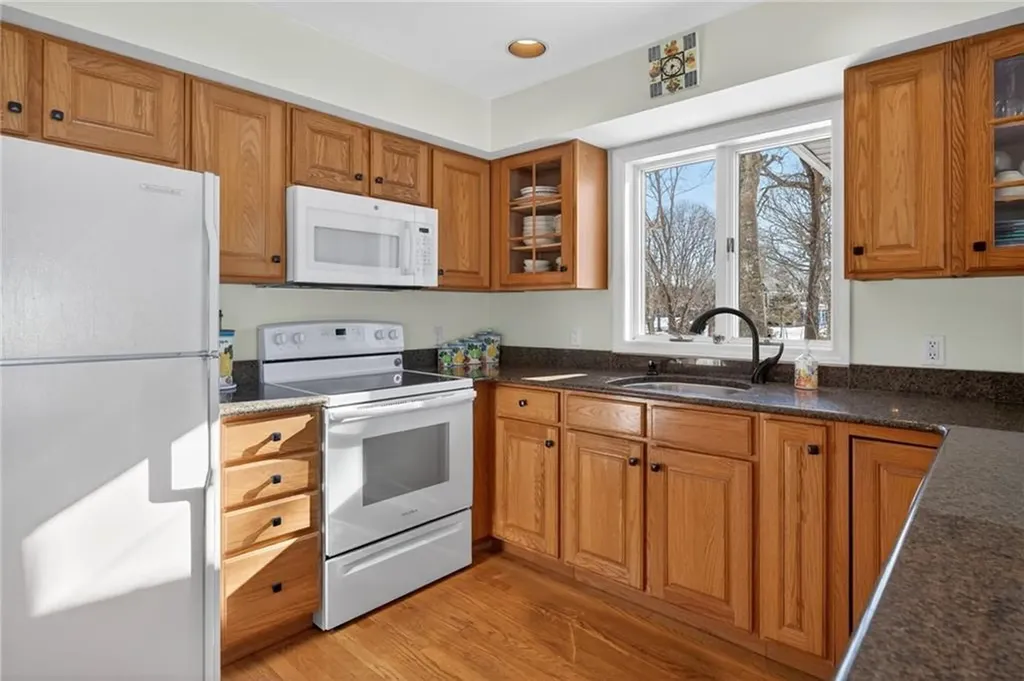 19 Wicklow Road Westerly RI 02891