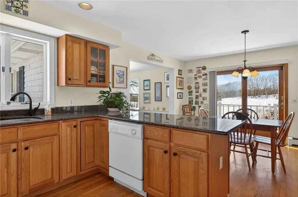 19 Wicklow Road Westerly RI 02891
