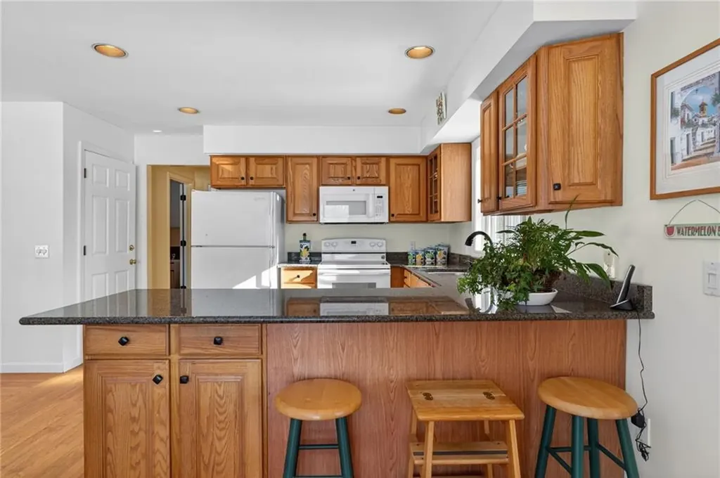 19 Wicklow Road Westerly RI 02891