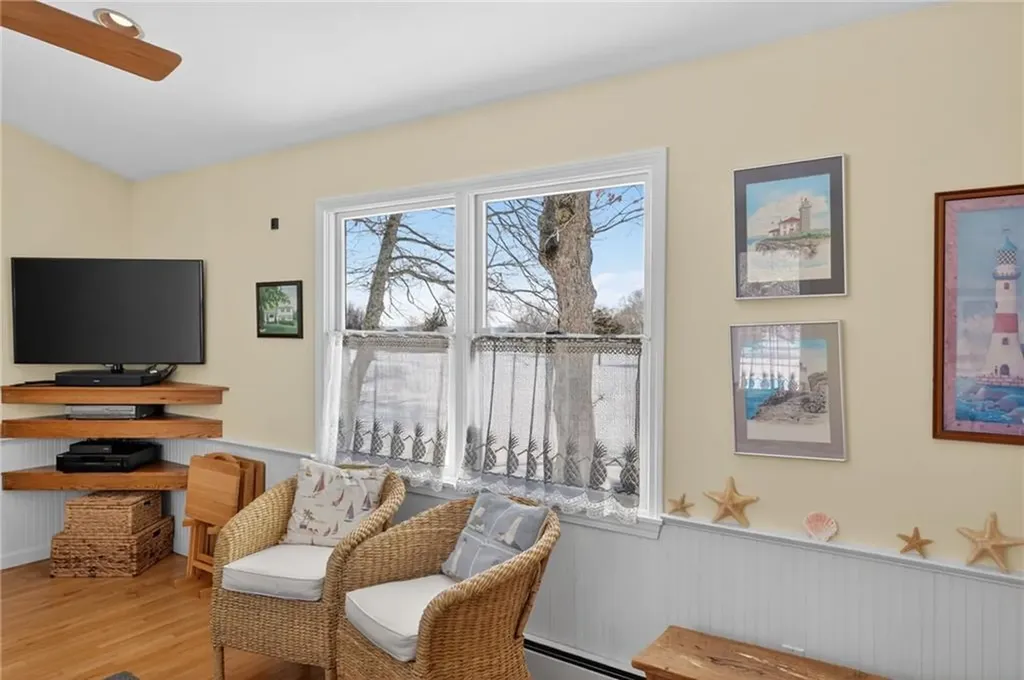 19 Wicklow Road Westerly RI 02891
