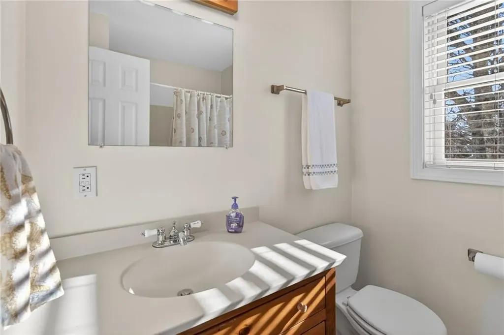 19 Wicklow Road Westerly RI 02891