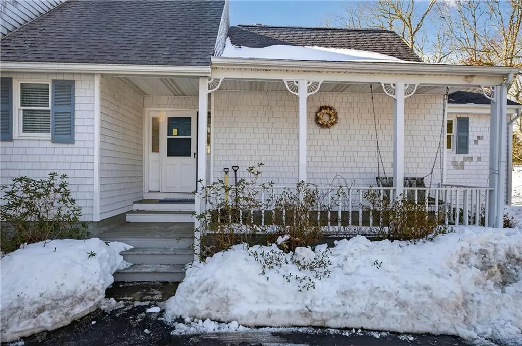 19 Wicklow Road Westerly RI 02891