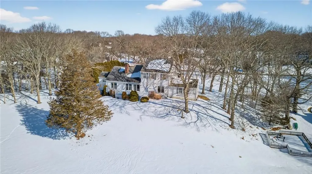 19 Wicklow Road Westerly RI 02891