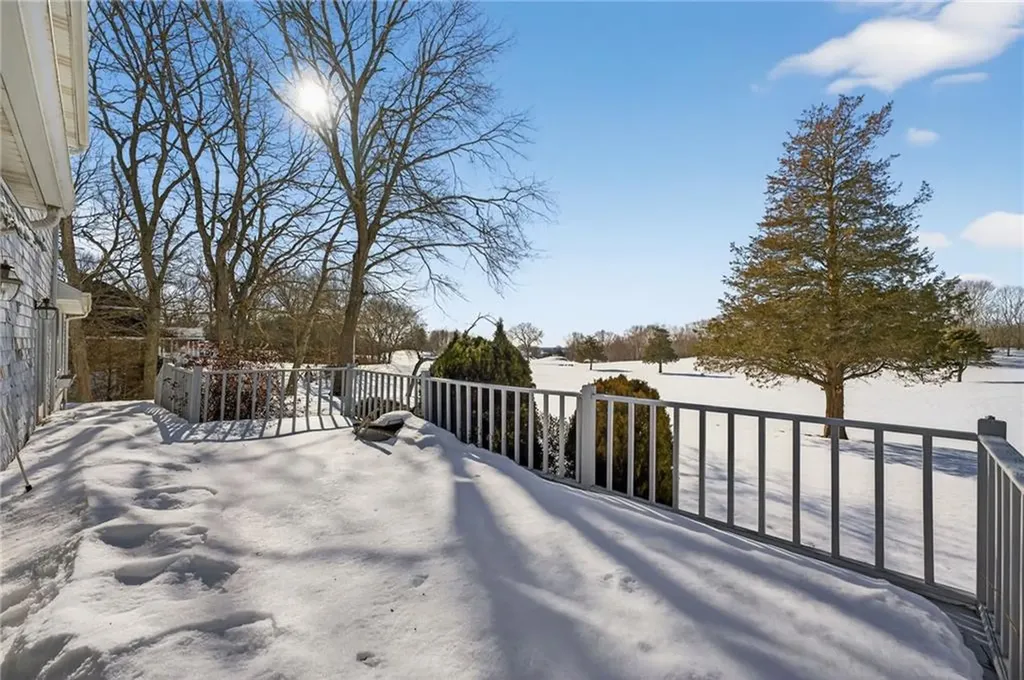 19 Wicklow Road Westerly RI 02891