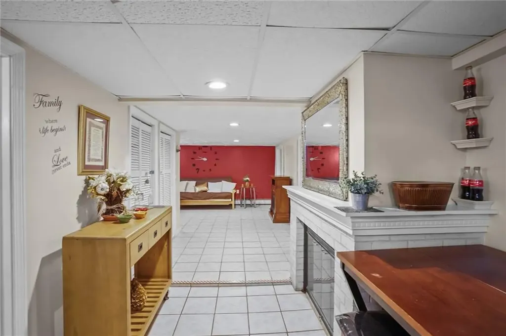 4 Priscilla Avenue Providence RI 02909