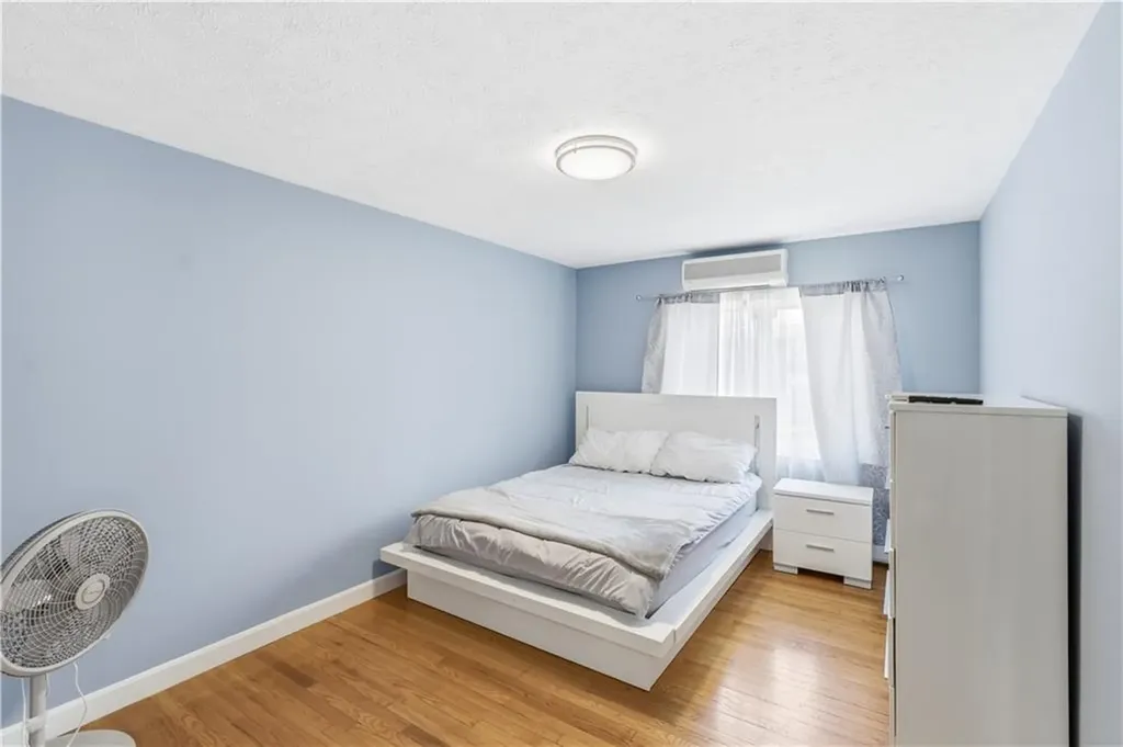 928 Admiral Street Providence RI 02904