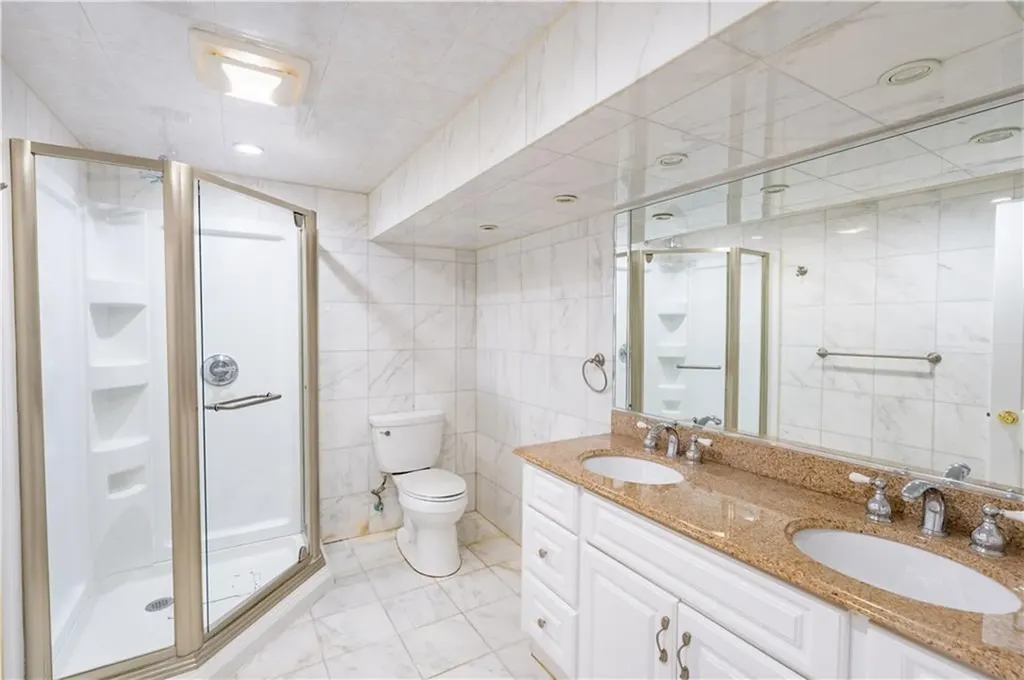 928 Admiral Street Providence RI 02904