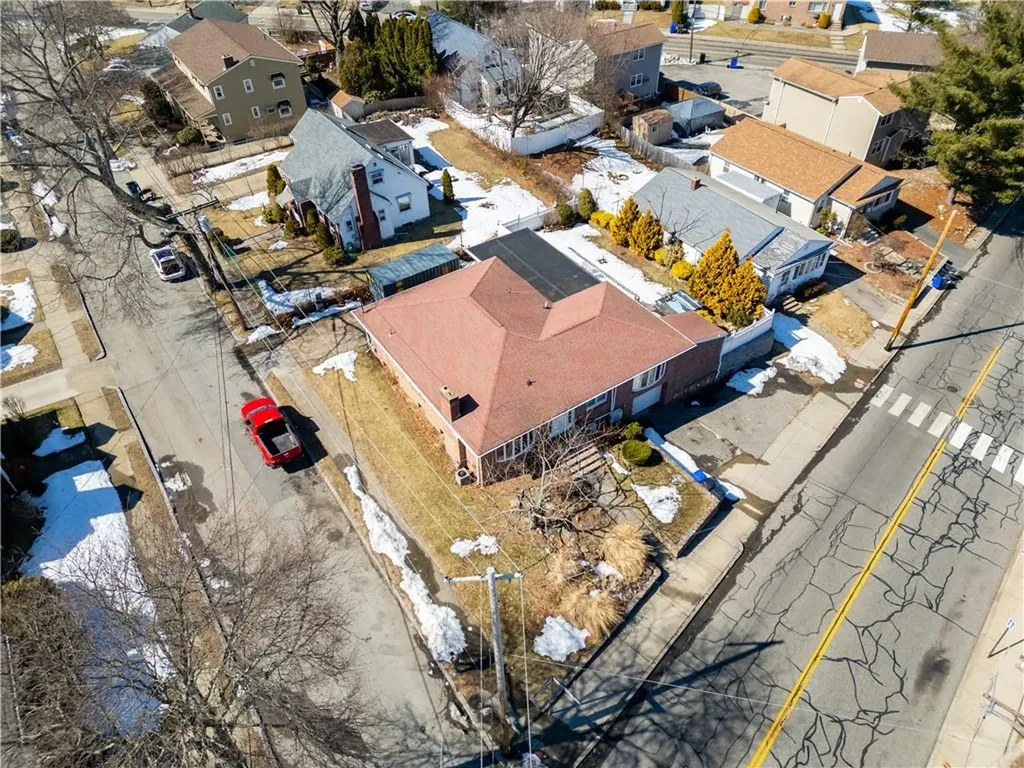 928 Admiral Street Providence RI 02904
