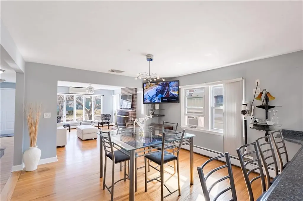 928 Admiral Street Providence RI 02904