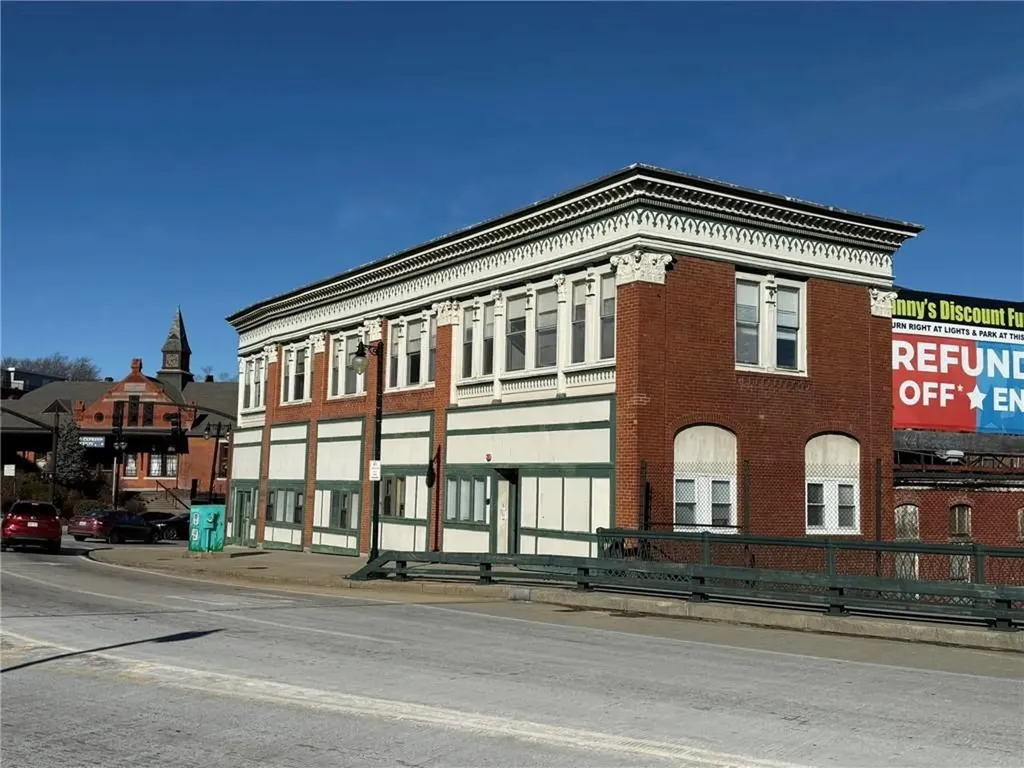 12 Court Street Woonsocket RI 02895