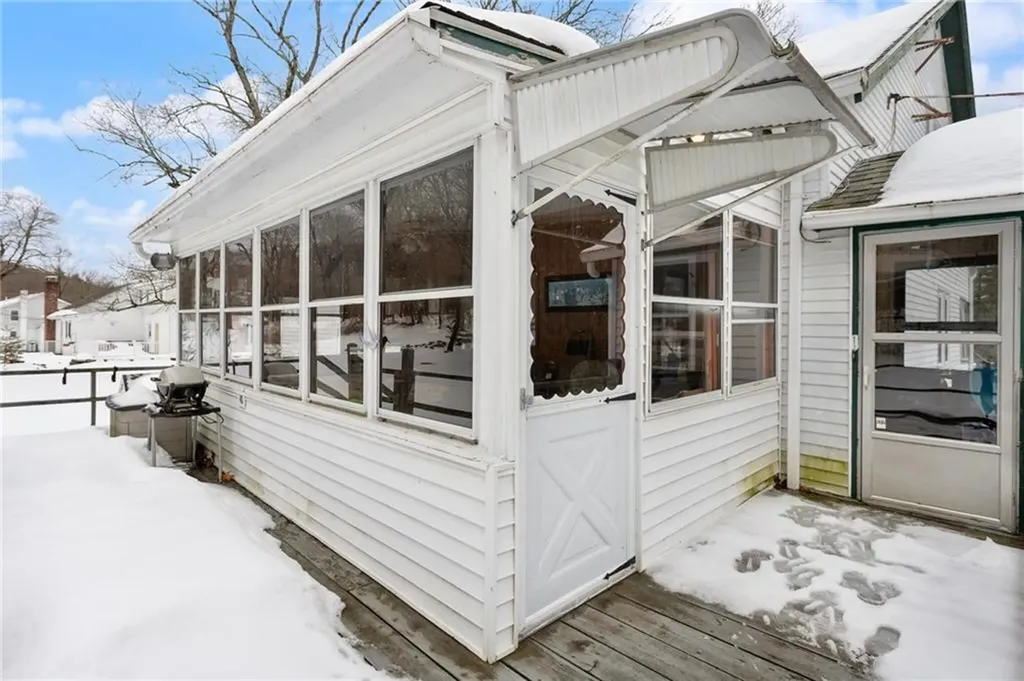 85 Stillwater Road Smithfield RI 02917