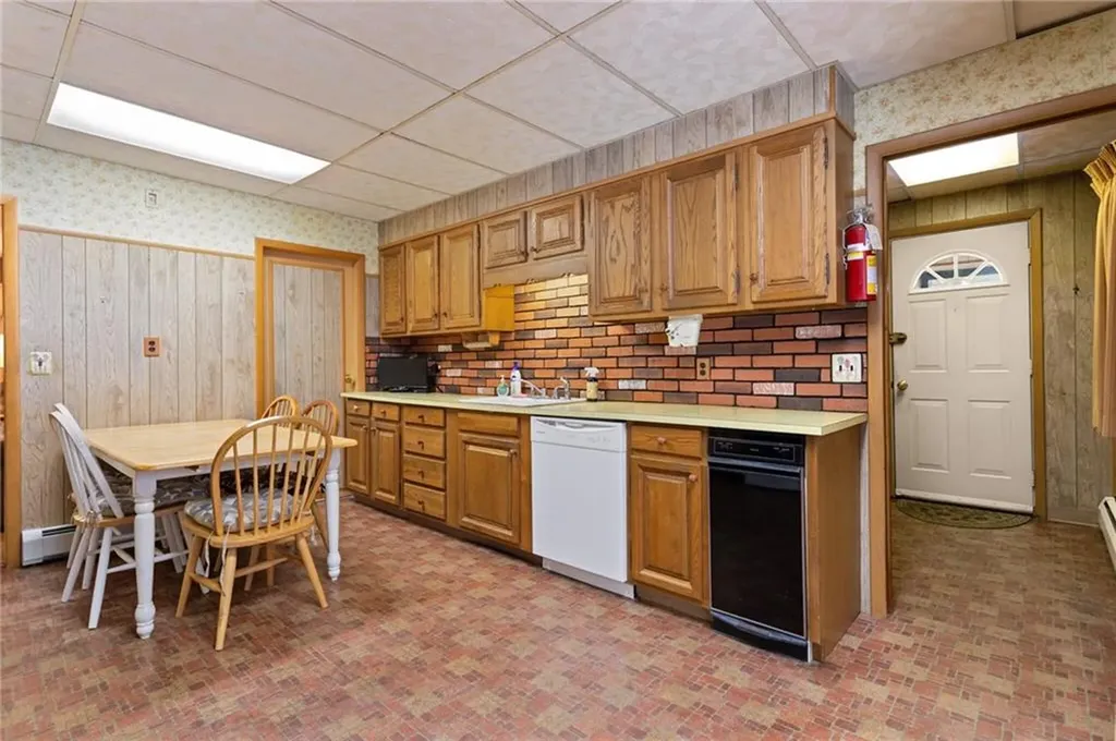 85 Stillwater Road Smithfield RI 02917