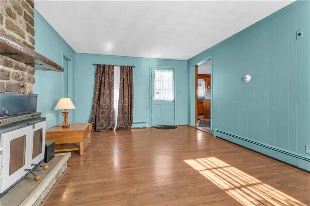 137 Colonial Avenue Cumberland RI 02864