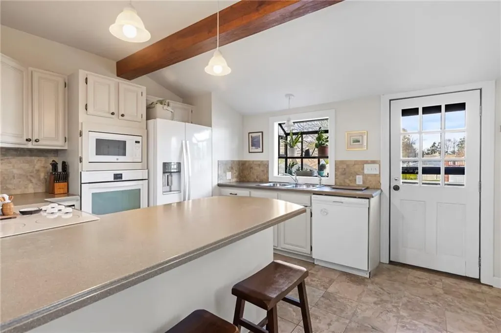 151 Ives Road Warwick RI 02818