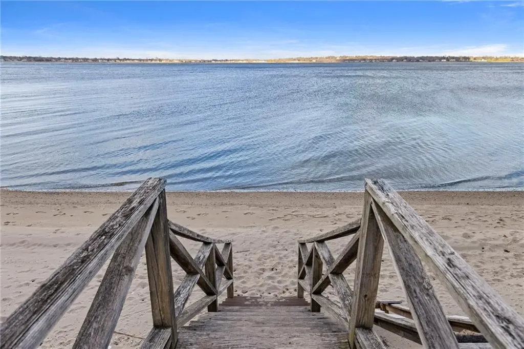 151 Ives Road Warwick RI 02818