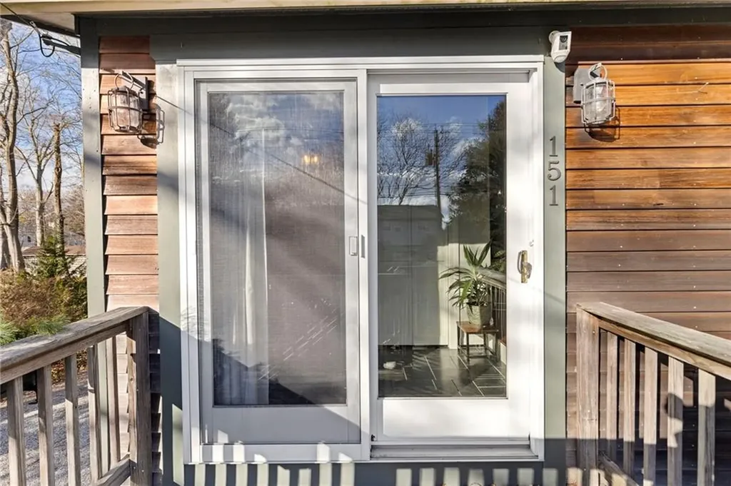 151 Ives Road Warwick RI 02818