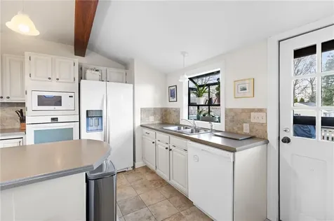 151 Ives Road Warwick RI 02818