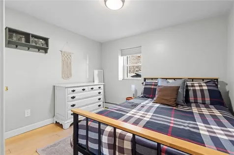 151 Ives Road Warwick RI 02818