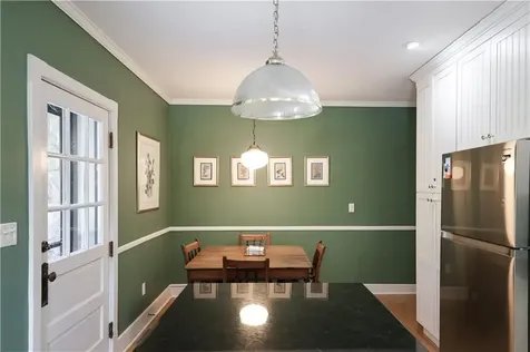 6 Howe Avenue Newport RI 02840