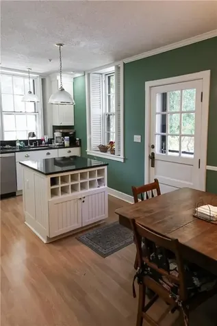 6 Howe Avenue Newport RI 02840