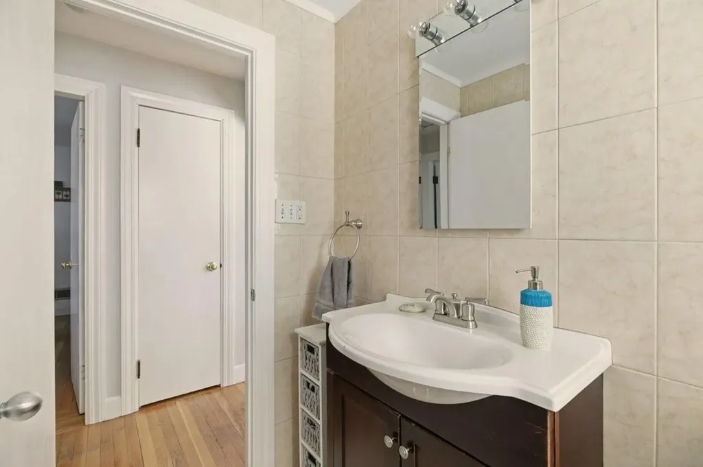 57 Warren Avenue Tiverton RI 02878