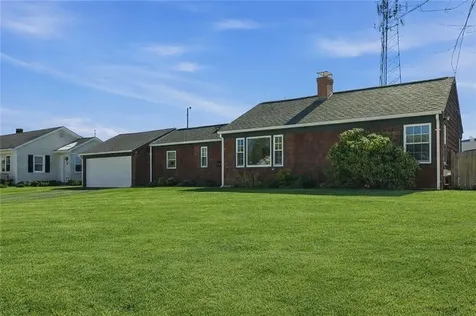 57 Warren Avenue Tiverton RI 02878