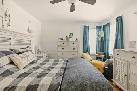 57 Warren Avenue Tiverton RI 02878