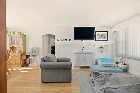 57 Warren Avenue Tiverton RI 02878