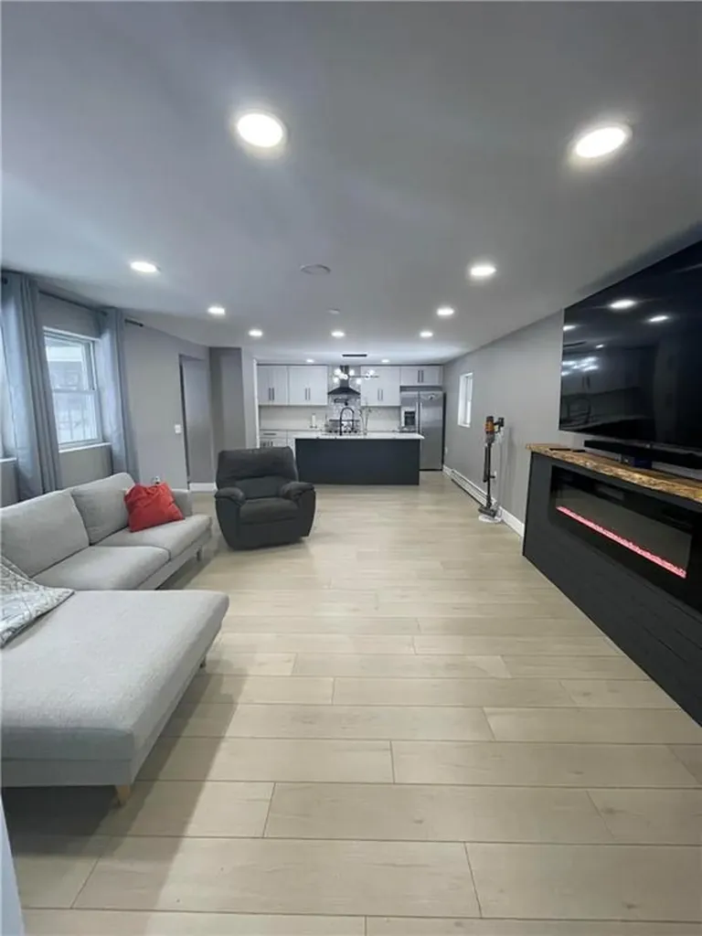 35 Fenwood Avenue Smithfield RI 02917