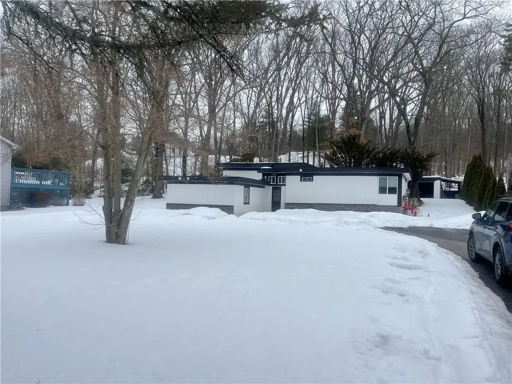 35 Fenwood Avenue Smithfield RI 02917