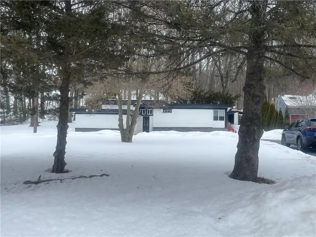 35 Fenwood Avenue Smithfield RI 02917