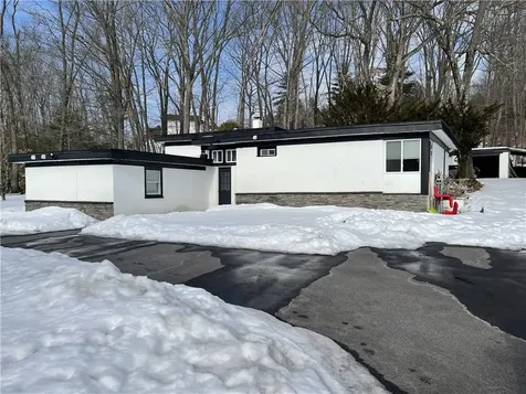 35 Fenwood Avenue Smithfield RI 02917