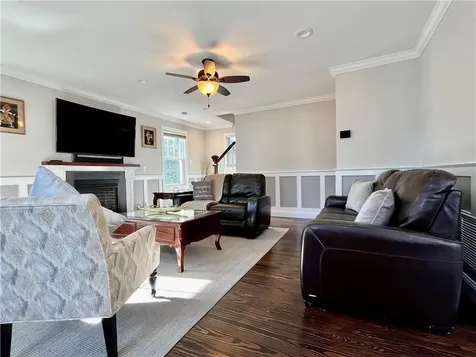 24 1/2 Stockholm Street Newport RI 02840