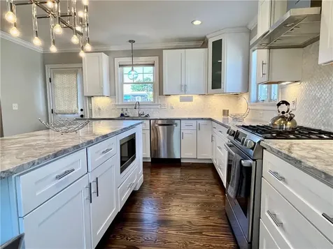 24 1/2 Stockholm Street Newport RI 02840