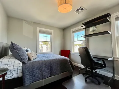 24 1/2 Stockholm Street Newport RI 02840
