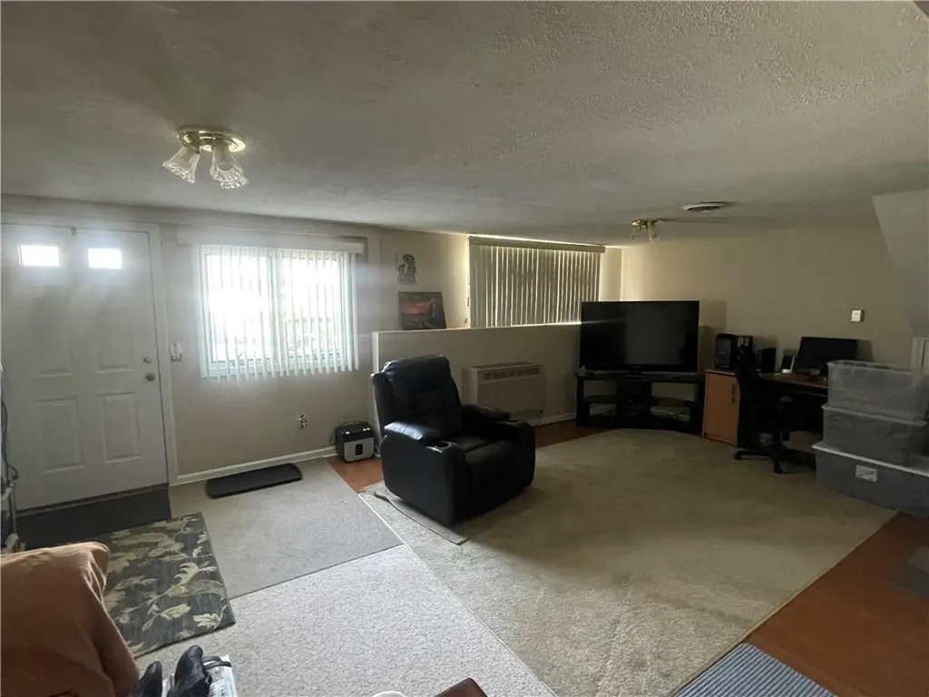 33 Kent Street Cumberland RI 02864