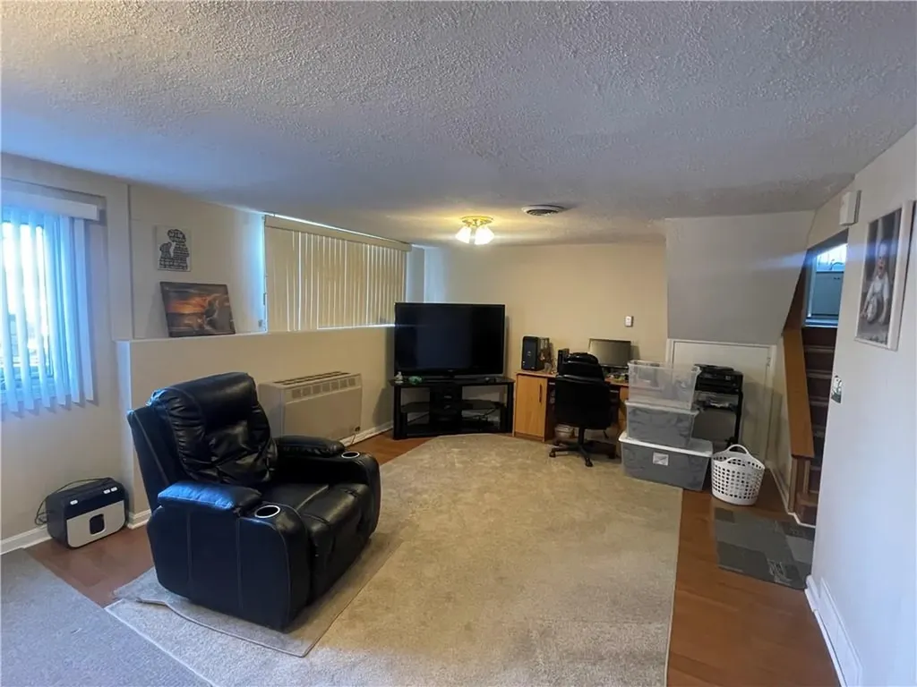 33 Kent Street Cumberland RI 02864